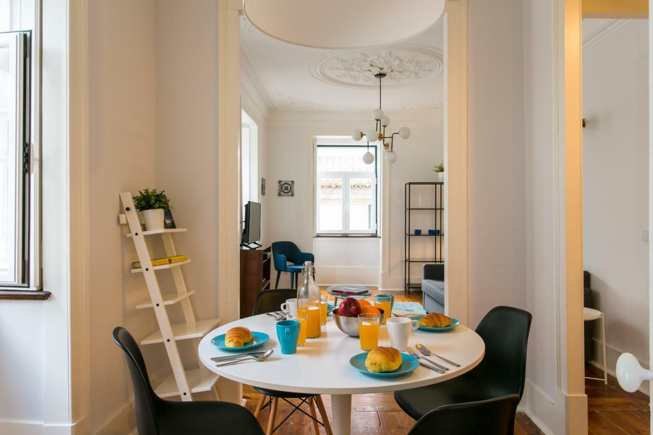 Joivy Splendid 2Br Flat In Bairro Alto, Nearby Luis De Camoes Square Apartman Lisboa Kültér fotó