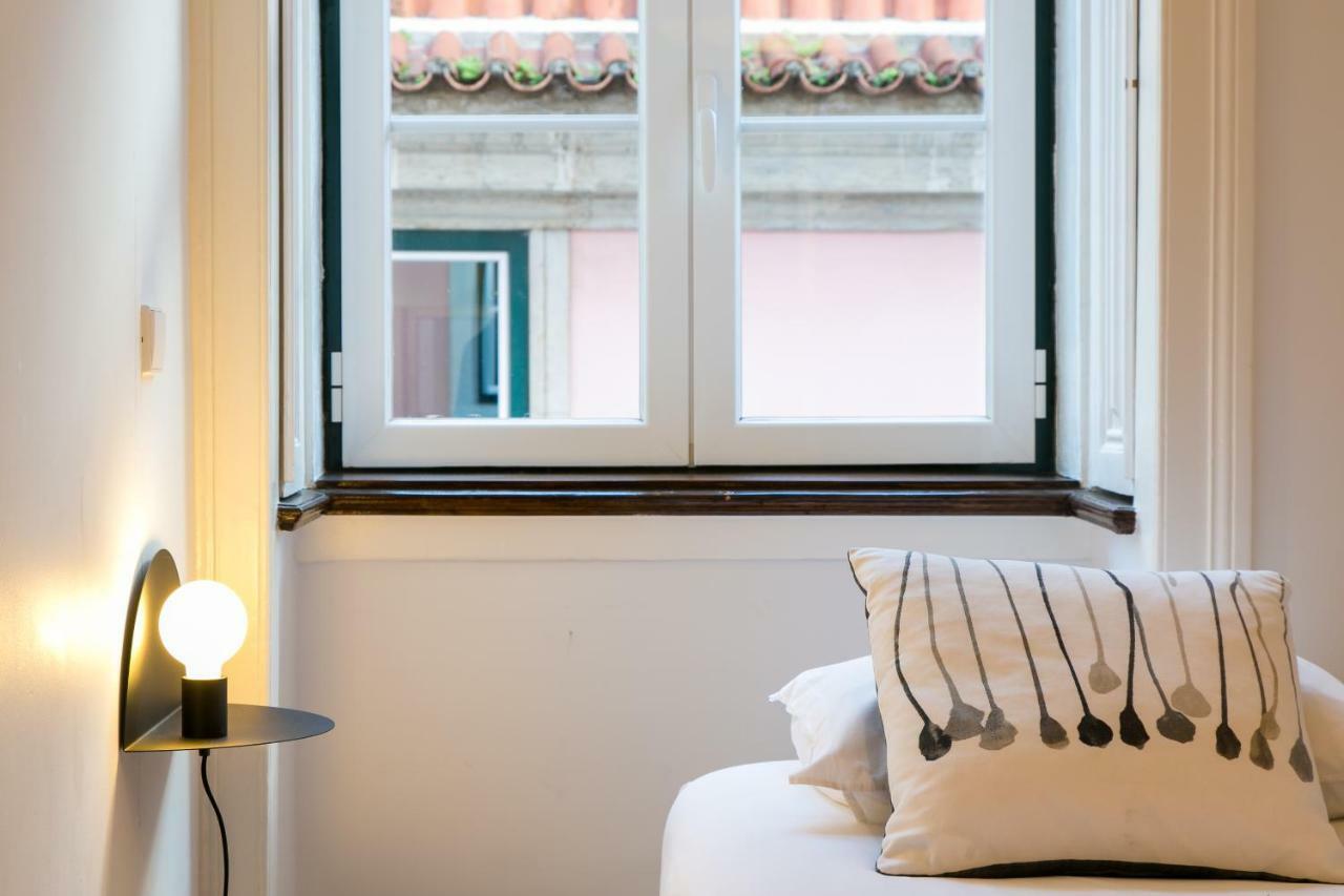 Joivy Splendid 2Br Flat In Bairro Alto, Nearby Luis De Camoes Square Apartman Lisboa Kültér fotó