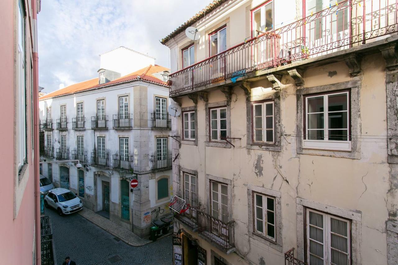 Joivy Splendid 2Br Flat In Bairro Alto, Nearby Luis De Camoes Square Apartman Lisboa Kültér fotó